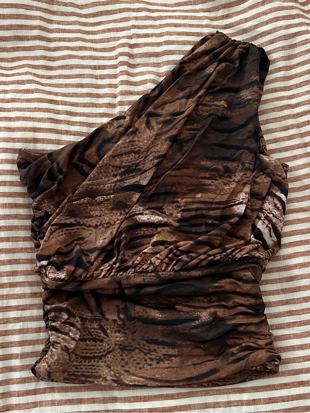 Y2K Vibe One-Shoulder Brown Animal Print Women’s Top Soooo Cute